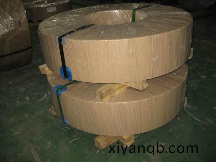 冷軋帶(dai)鋼(gang)成品纏(chan)繞(rao)+木架